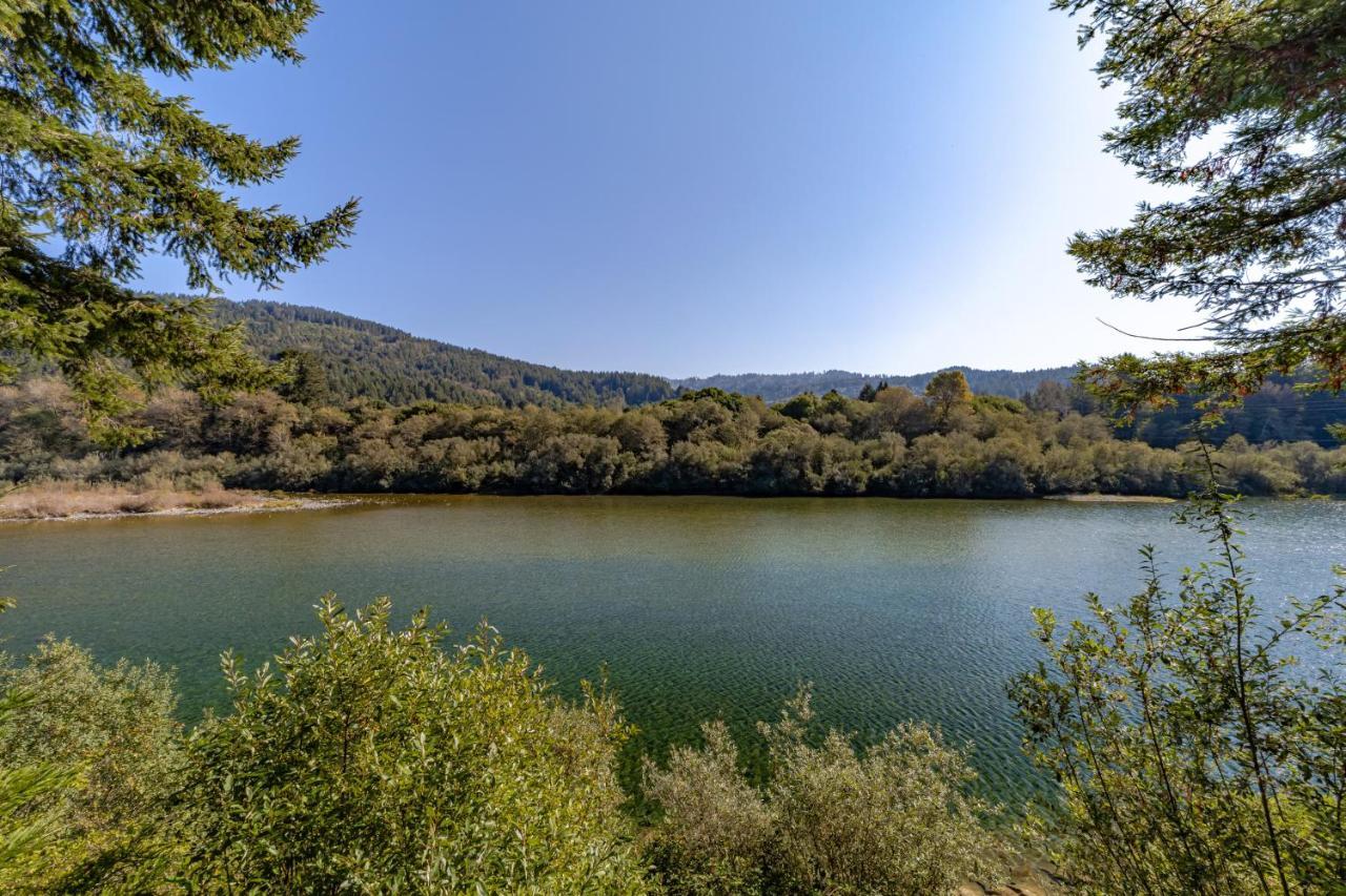 Redwoods On The River Retreat Villa Smith River ภายนอก รูปภาพ